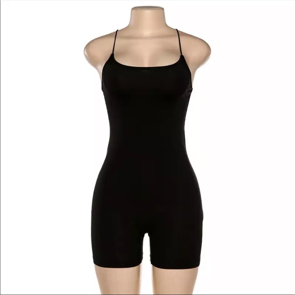 Fitted Romper - Picture 7 of 11